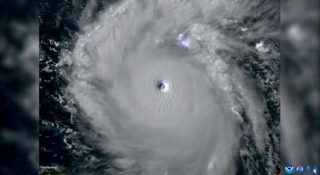 'Potencial catastrófico': furacão Beryl ganha força e passa para a categoria 5 | Mundo