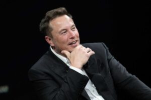 Fortuna de Elon Musk chega a número inédito na história