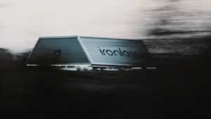 O sistema magnético que faz trens flutuarem em trilhos comuns sem gastar energia