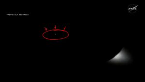 O que era o ponto misterioso no eclipse solar?