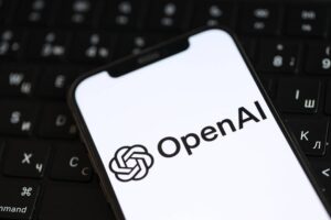 OpenAI investe mais de R$ 1 bilhão contra impacto da IA