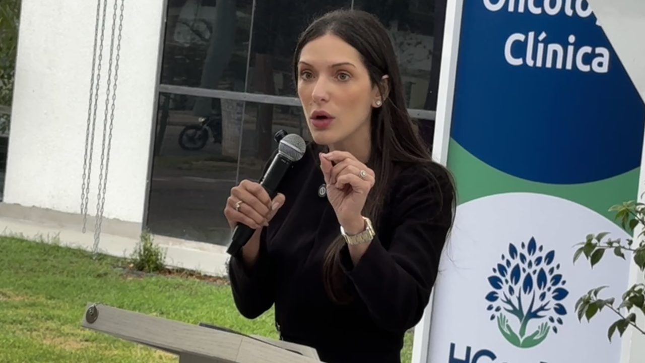 Janaina Riva participa de homenagem aos profissionais da saúde do SUS em Rondonópolis e ressalta importância da categoria