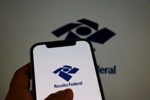 Novo leilão da Receita Federal tem van por a partir de R$ 8,6 mil, air fryer, joias e muito mais