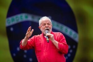 Decretos de Lula sobre big techs entram em vigor e geram debate