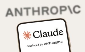 Anthropic muda política de dados após pressão de clientes empresariais